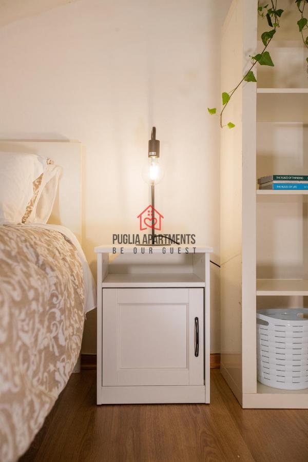 Casa Flamingo Per 4 Persone Nel Centro Di Bari Apartment ภายนอก รูปภาพ